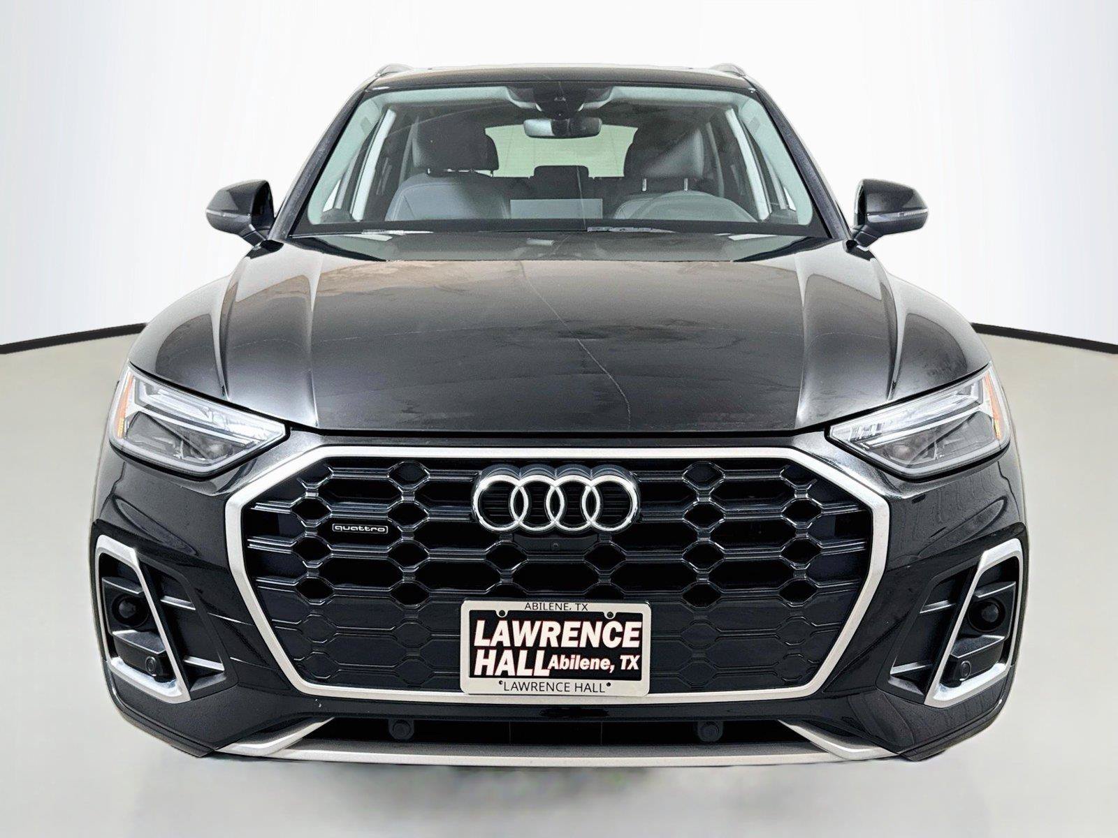 Used 2023 Audi Q5 2.0T Premium Plus w/ Premium Plus Package AWD/4WD image 2