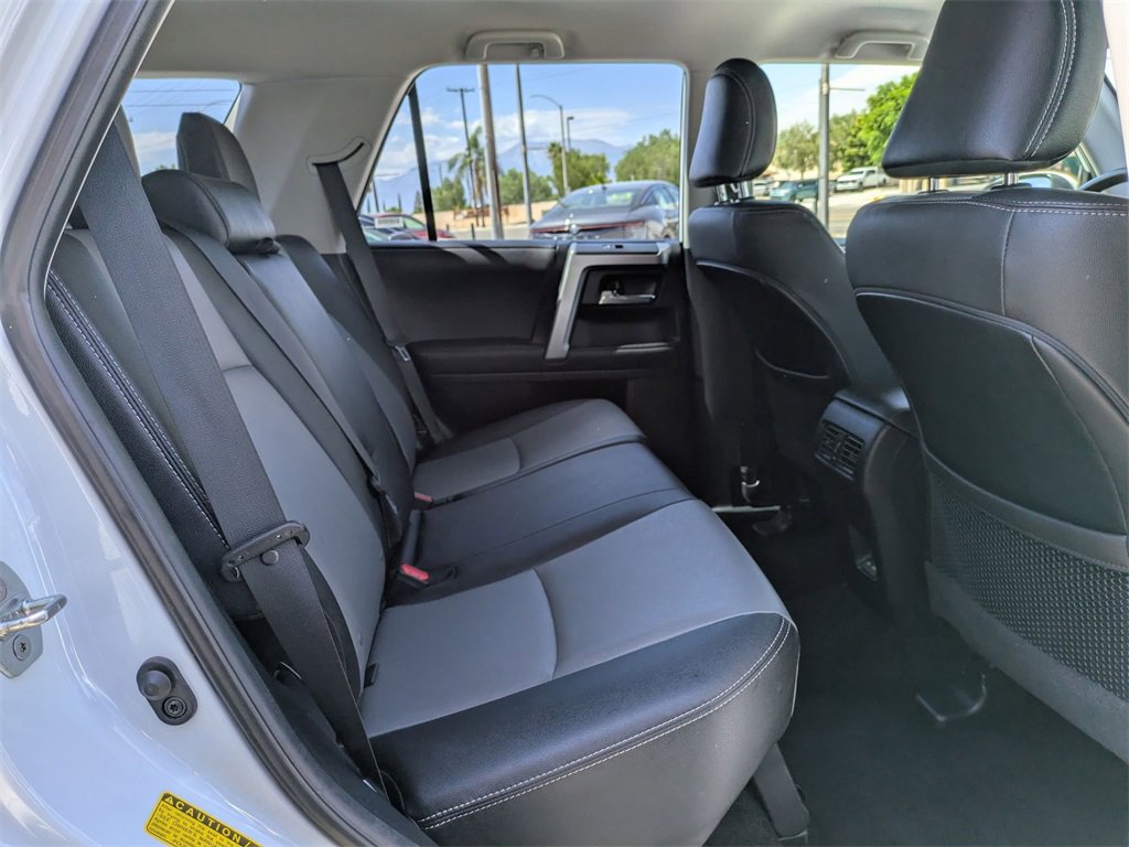 Used 2024 Toyota 4Runner SR5 Premium image 31