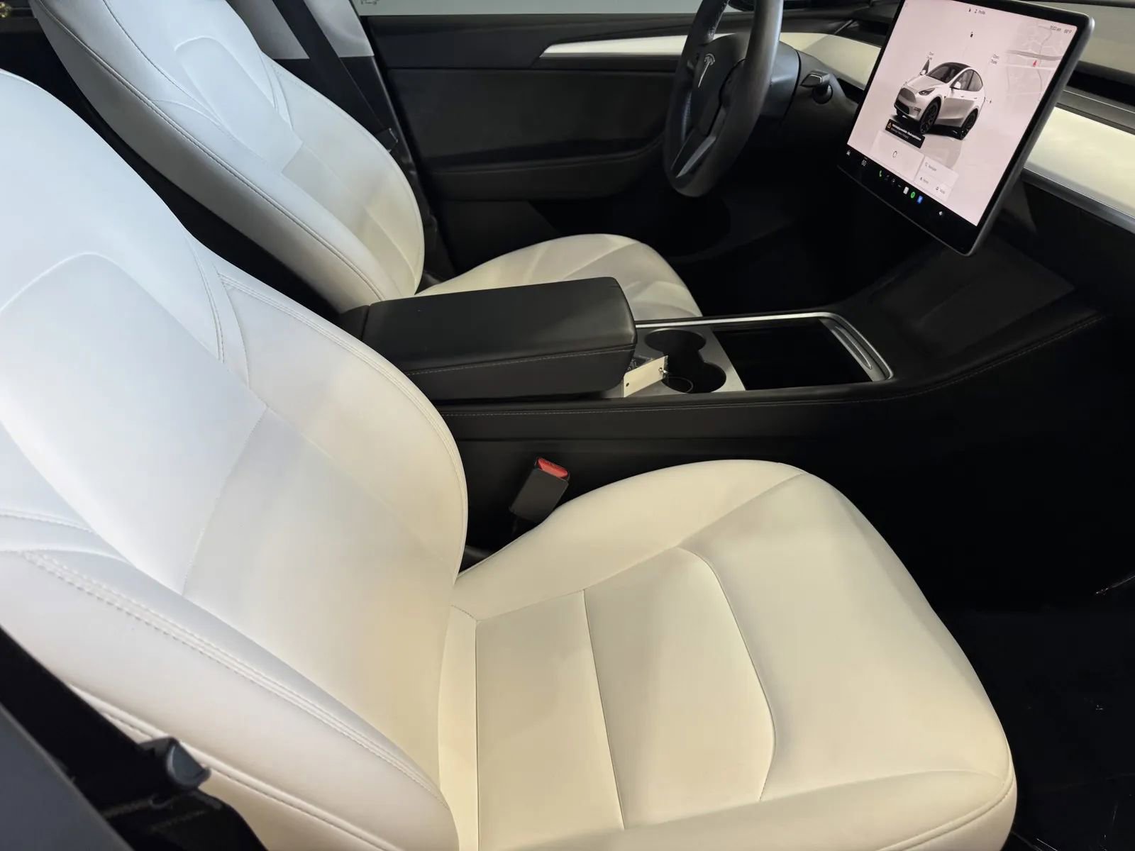 Used 2022 Tesla Model Y Performance image 6