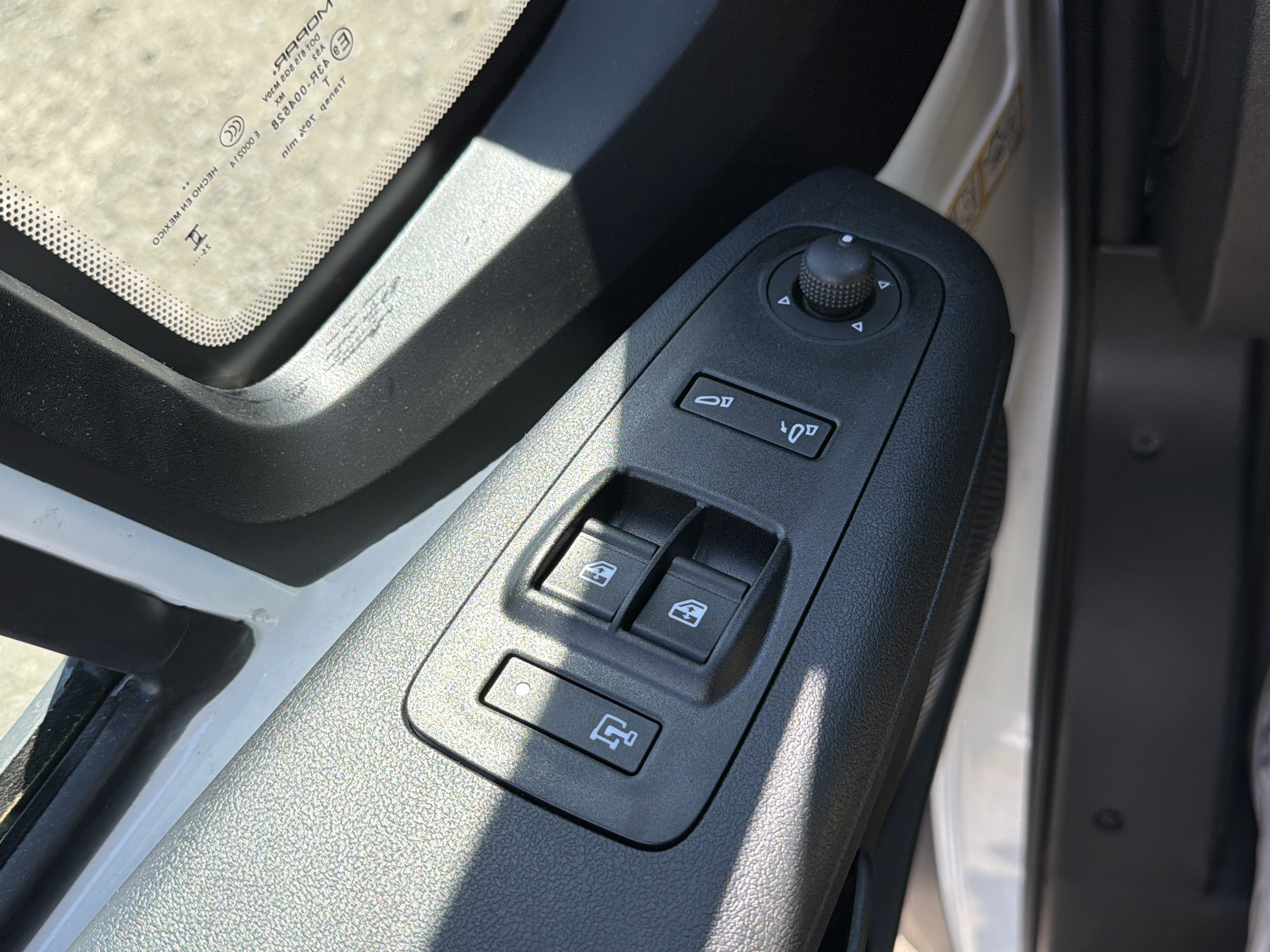 New 2026 RAM ProMaster 2500 w/ Advanced Safety Group FWD image 13