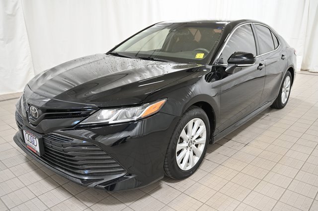 Used 2019 Toyota Camry LE image 16