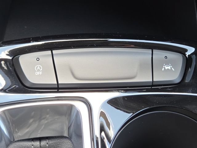 New 2026 Chevrolet Trax LT w/ LT Convenience Package FWD image 28