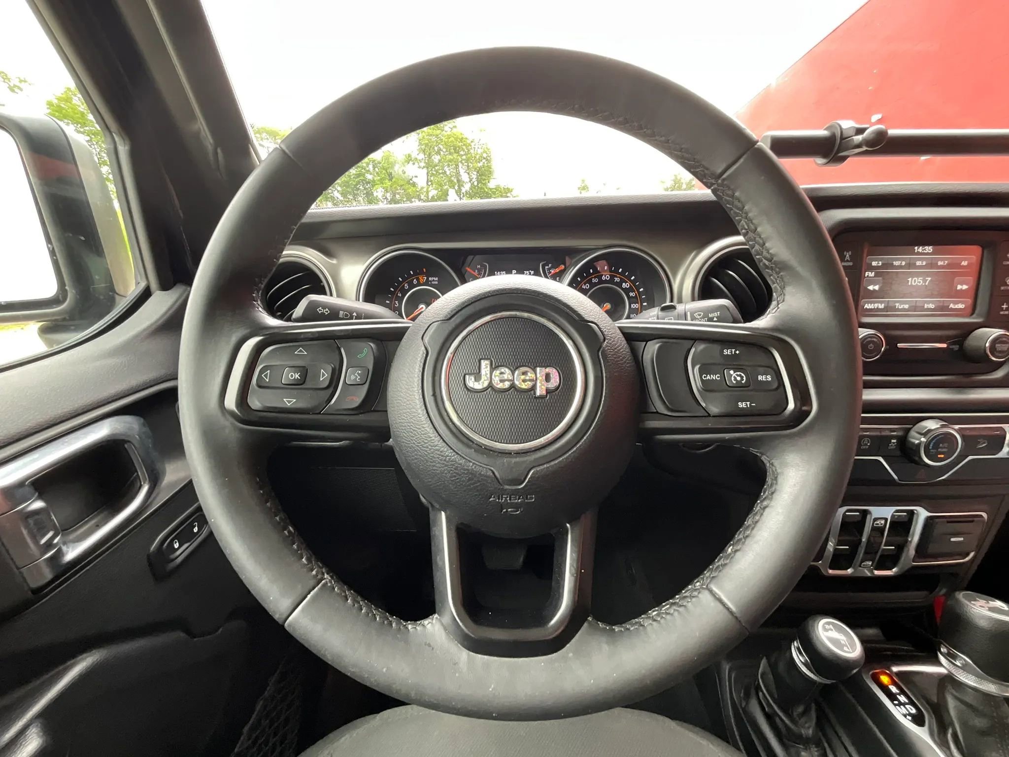 Used 2018 Jeep Wrangler Unlimited Sport S AWD/4WD image 29