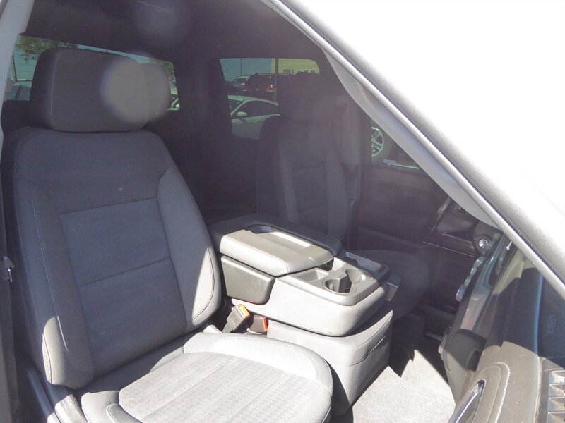 Used 2023 Chevrolet Silverado 2500 LT AWD/4WD image 23