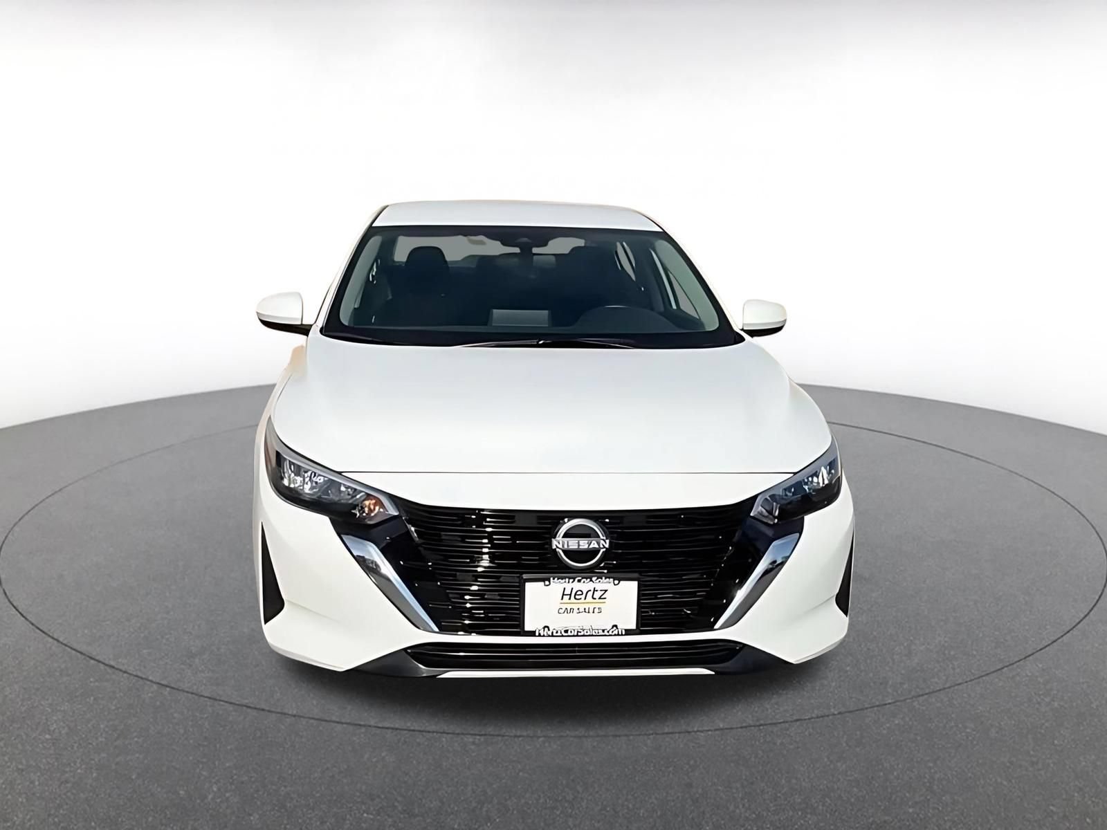 Used 2025 Nissan Sentra SV FWD image 4