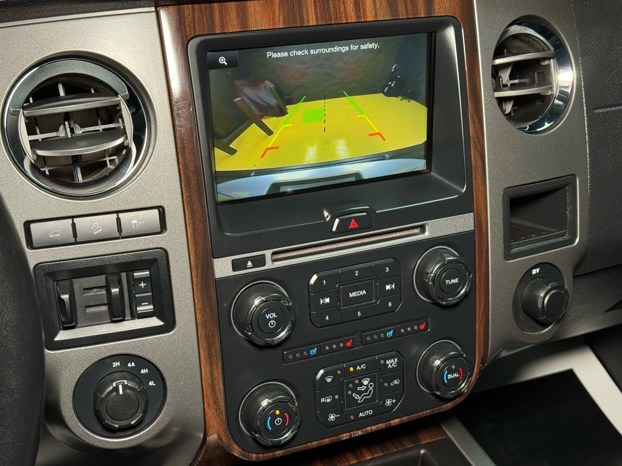 Used 2015 Ford Expedition EL Platinum image 49