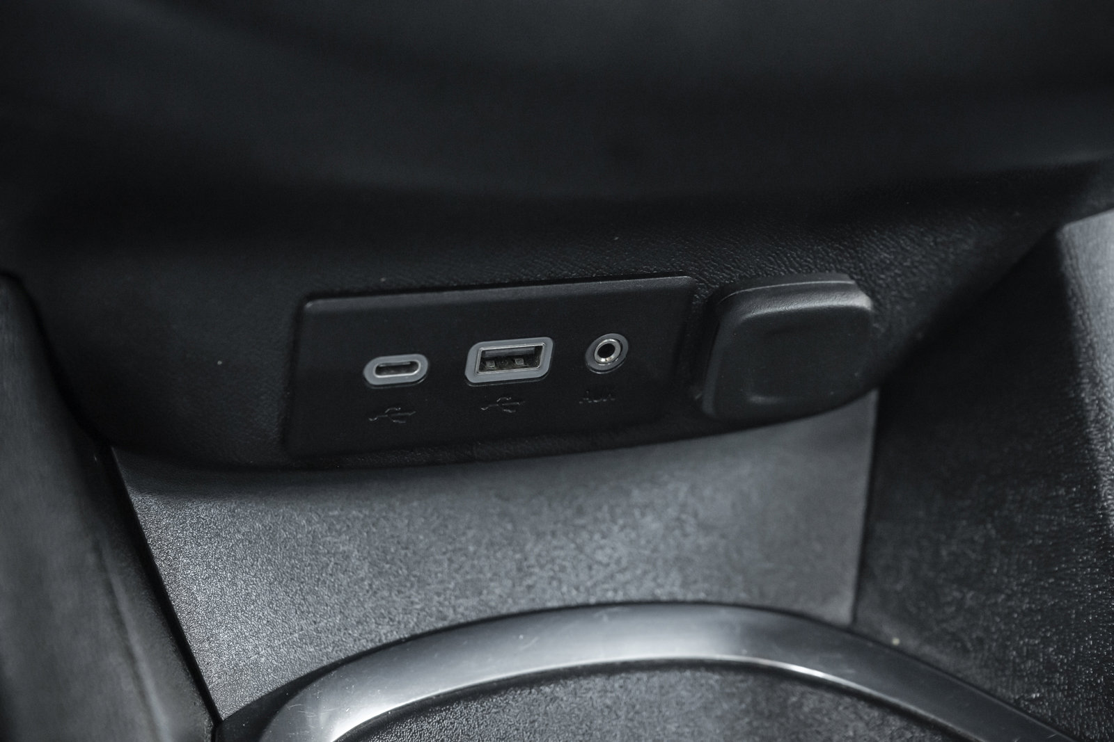 Used 2022 Chevrolet Malibu LT image 32