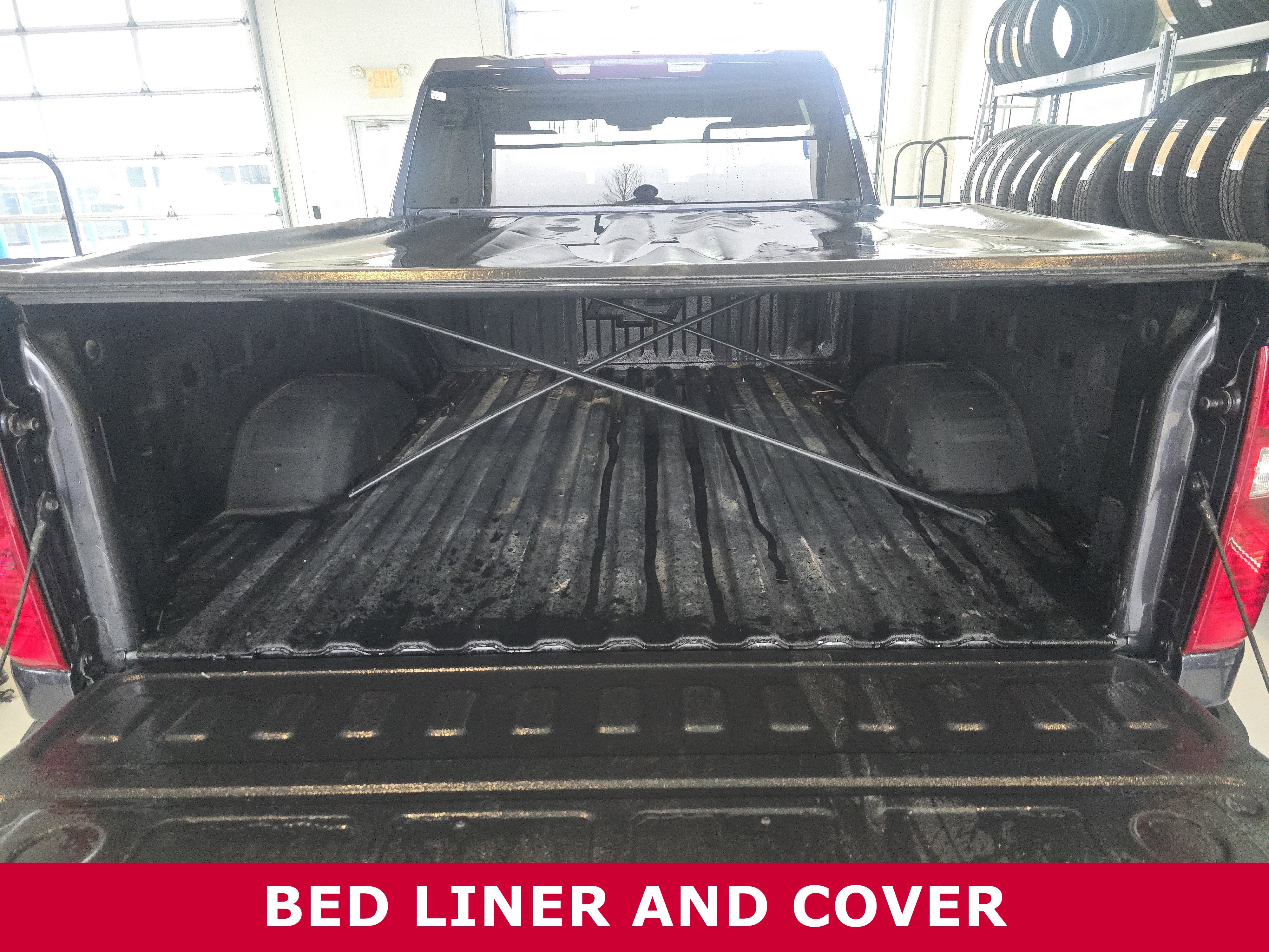 Used 2024 Chevrolet Silverado 3500 LT w/ Convenience Package image 26