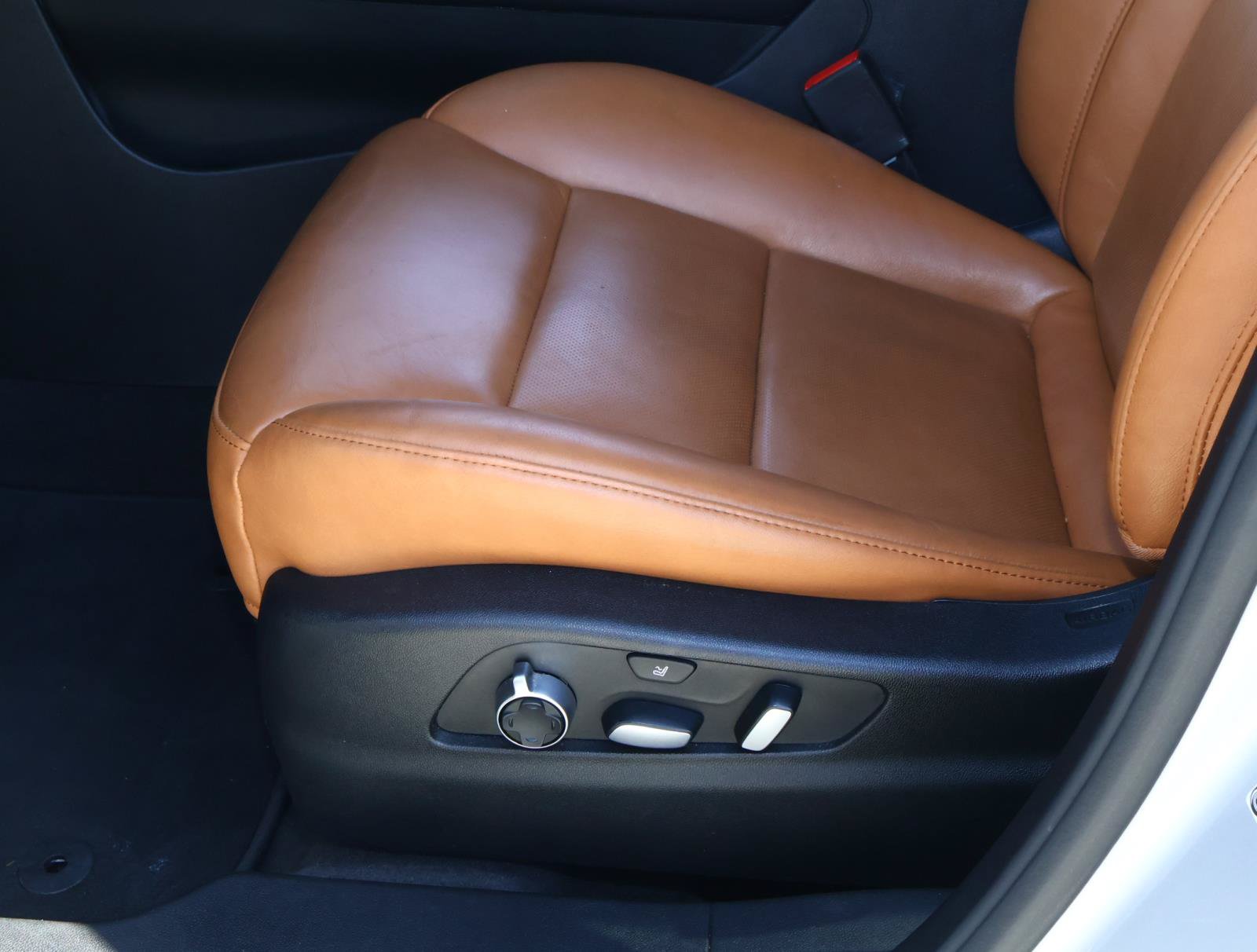 Used 2022 Cadillac XT4 Sport FWD image 19