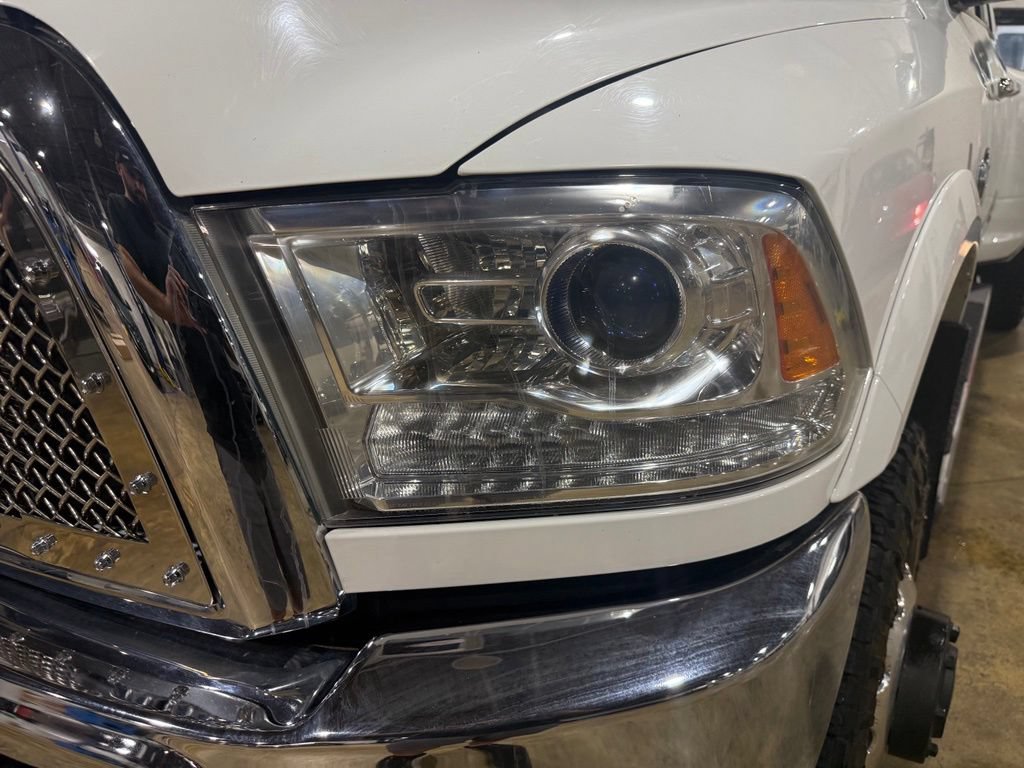 Used 2014 RAM 3500 Laramie Longhorn AWD/4WD image 17