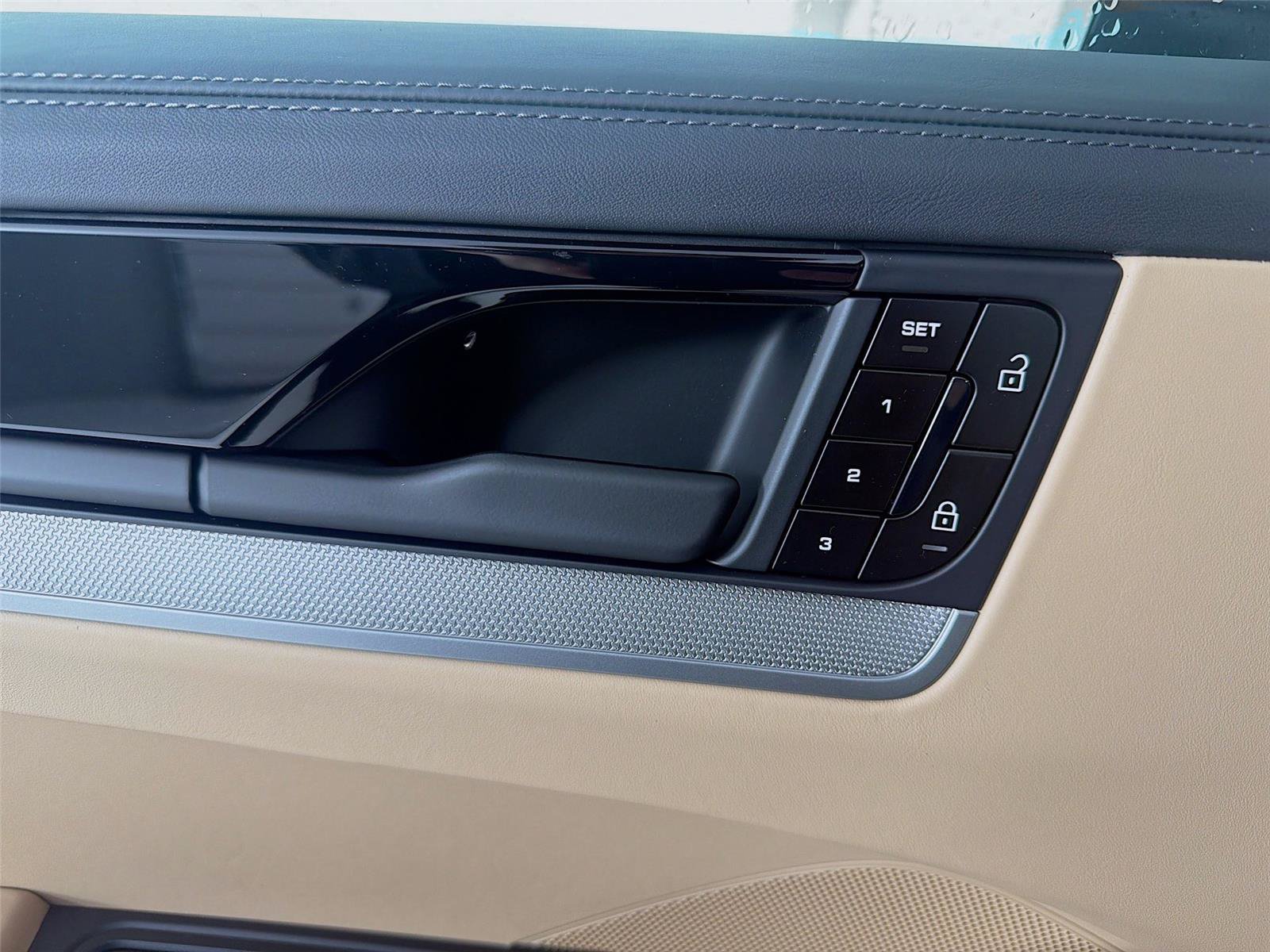New 2026 Porsche Cayenne S AWD/4WD image 7