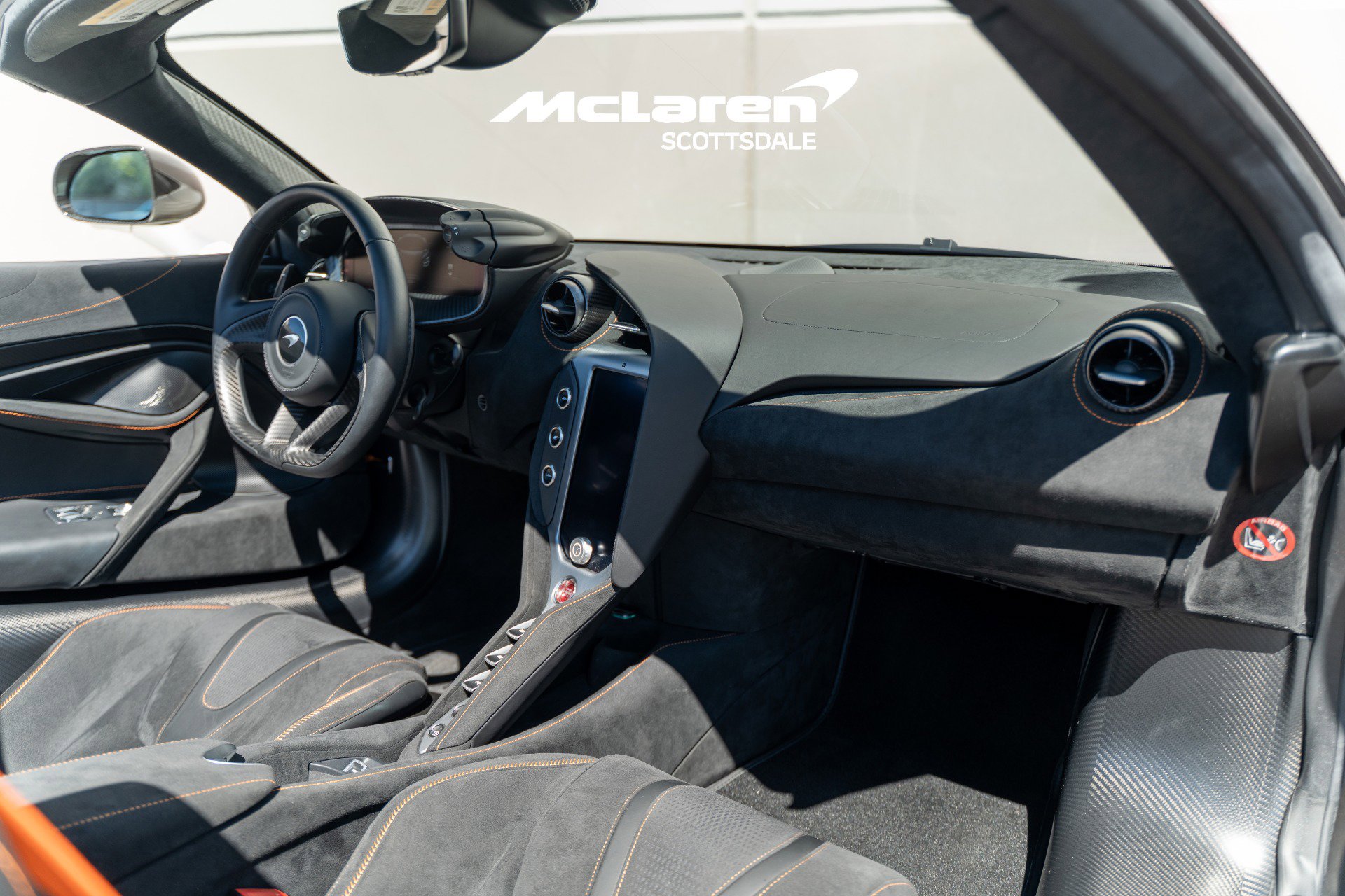 Used 2024 McLaren 750S PERFORMANCE image 18