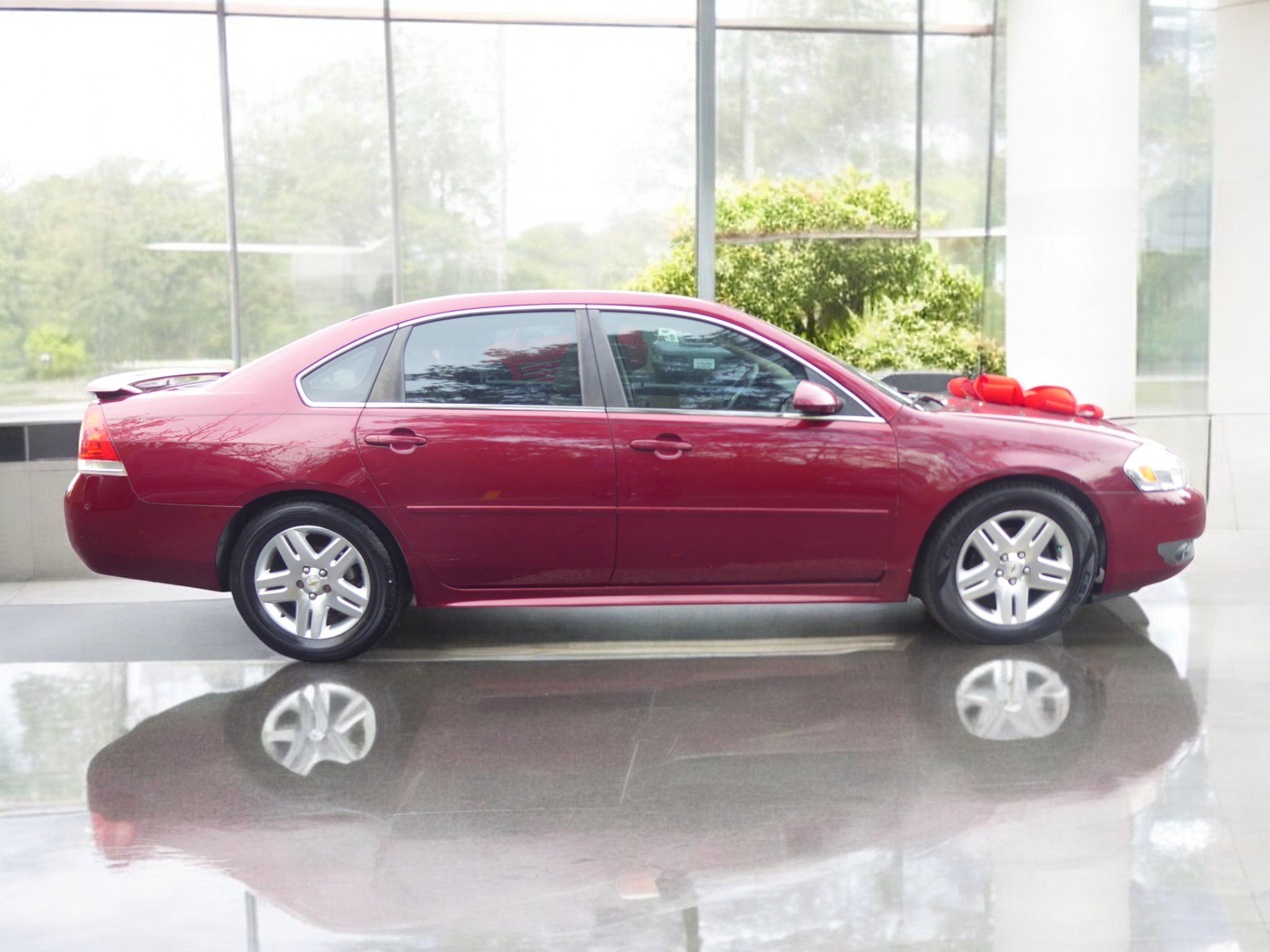 Used 2011 Chevrolet Impala LT w/ Luxury Edition Package image 8