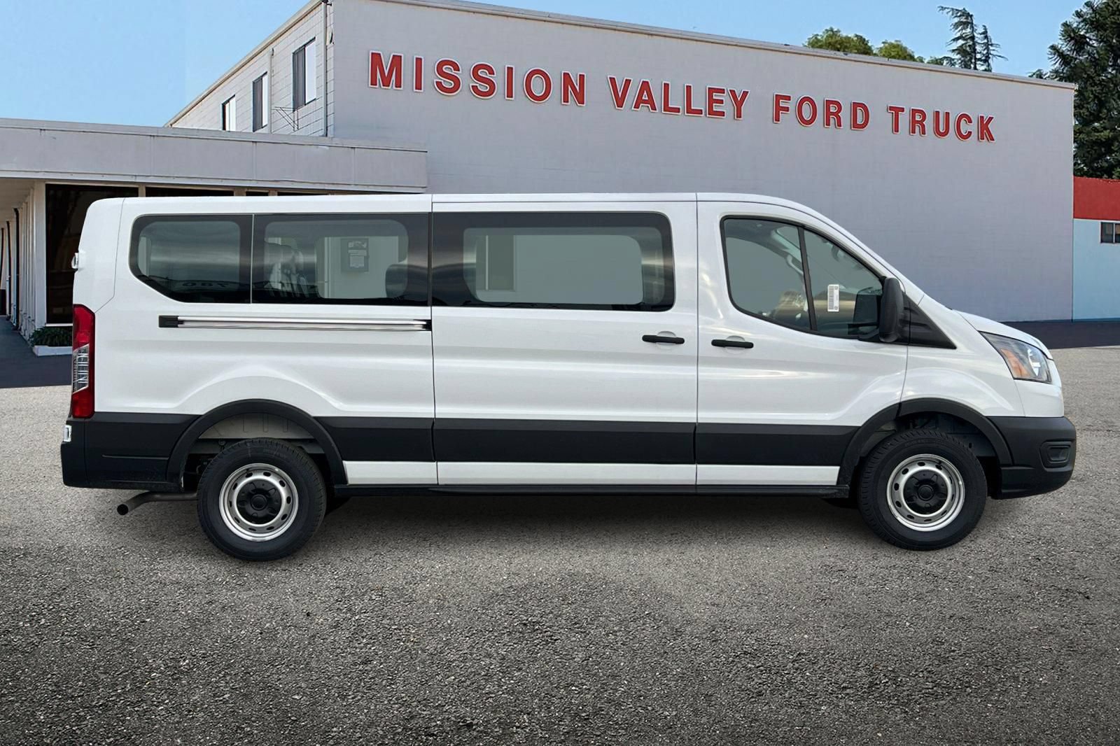 New 2025 Ford Transit 350 XL RWD image 3