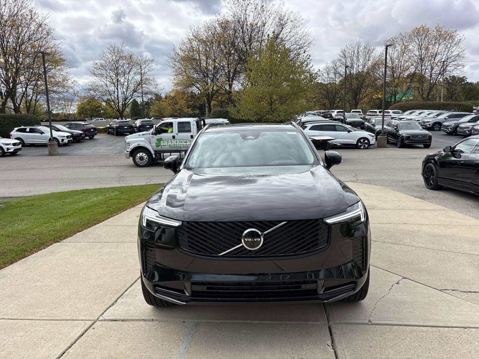 New 2026 Volvo XC90 B6 Ultra w/ Protection Package Premier image 2