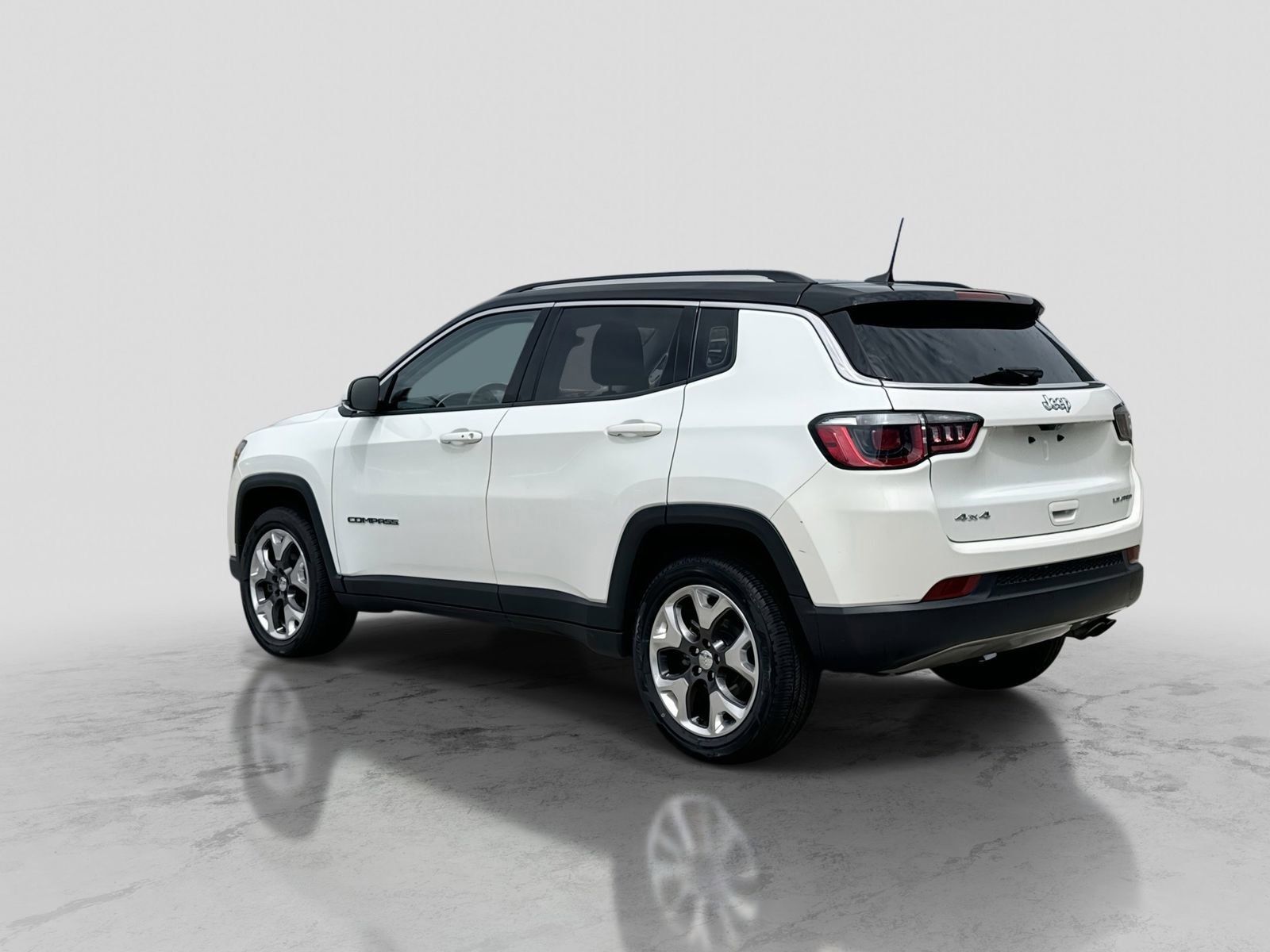 Used 2020 Jeep Compass Limited AWD/4WD image 5