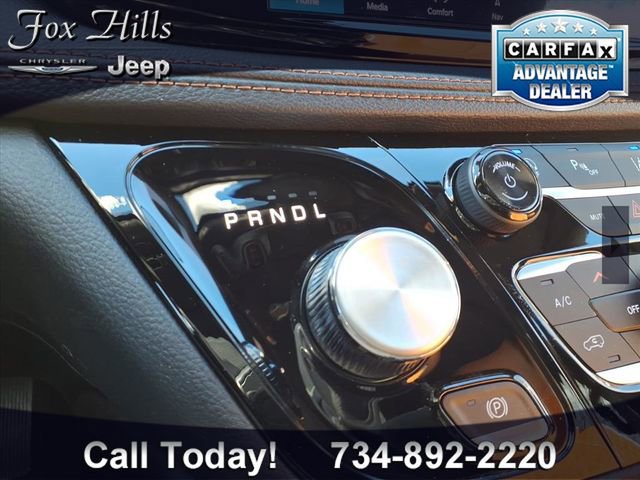 New 2026 Chrysler Pacifica Pinnacle w/ Trailer Tow Group image 23