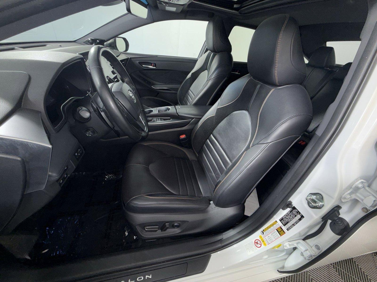 Used 2019 Toyota Avalon Touring w/ Advanced Safety Package FWD image 13