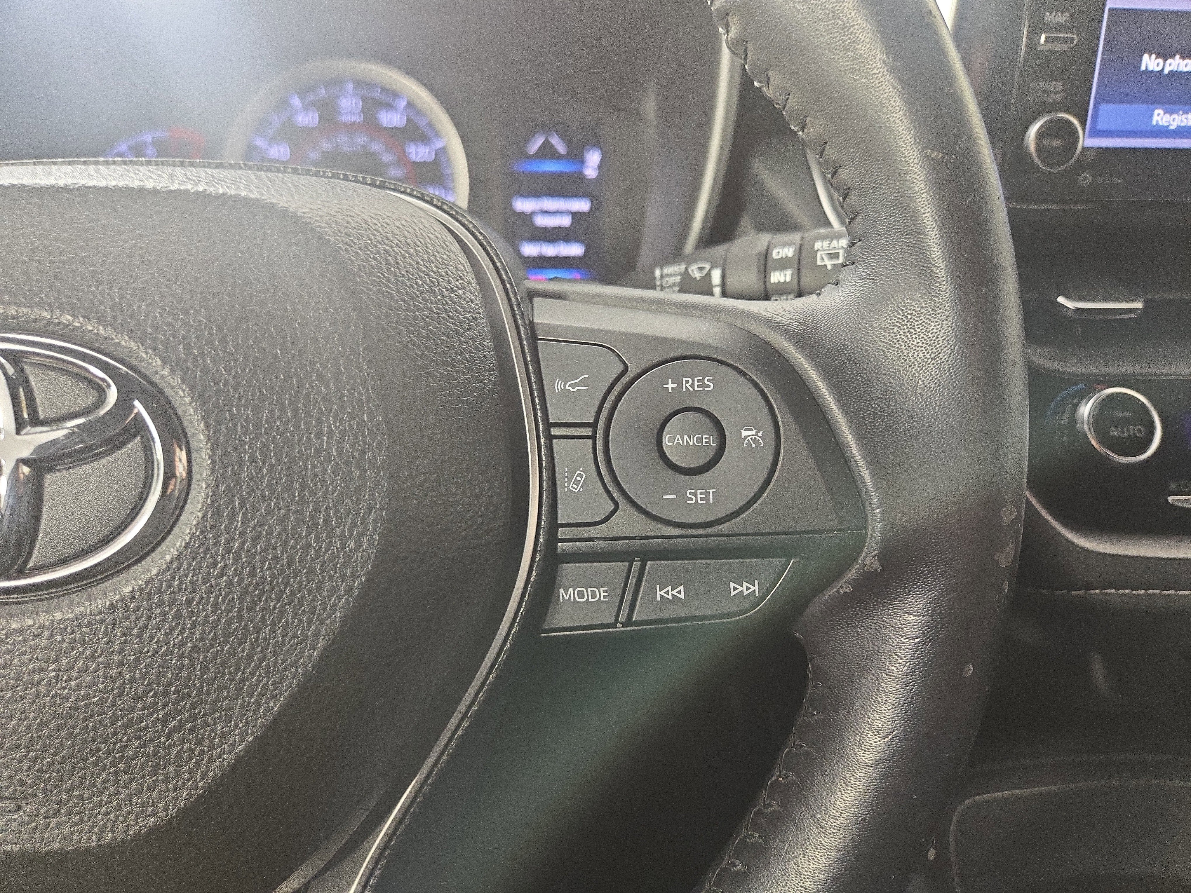 Used 2020 Toyota Corolla SE image 16