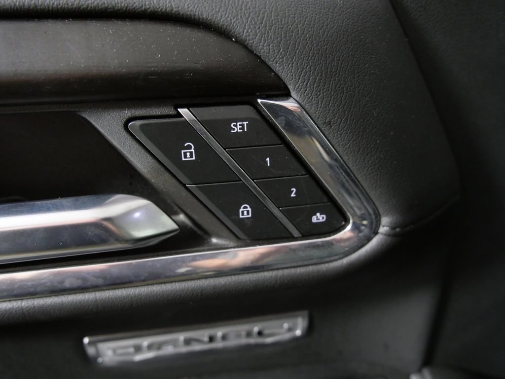 Used 2024 GMC Sierra 1500 Denali AWD/4WD image 15