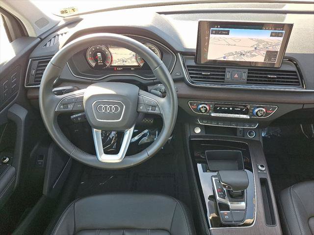 Certified 2023 Audi Q5 2.0T Premium Plus w/ Premium Plus Package AWD/4WD image 12