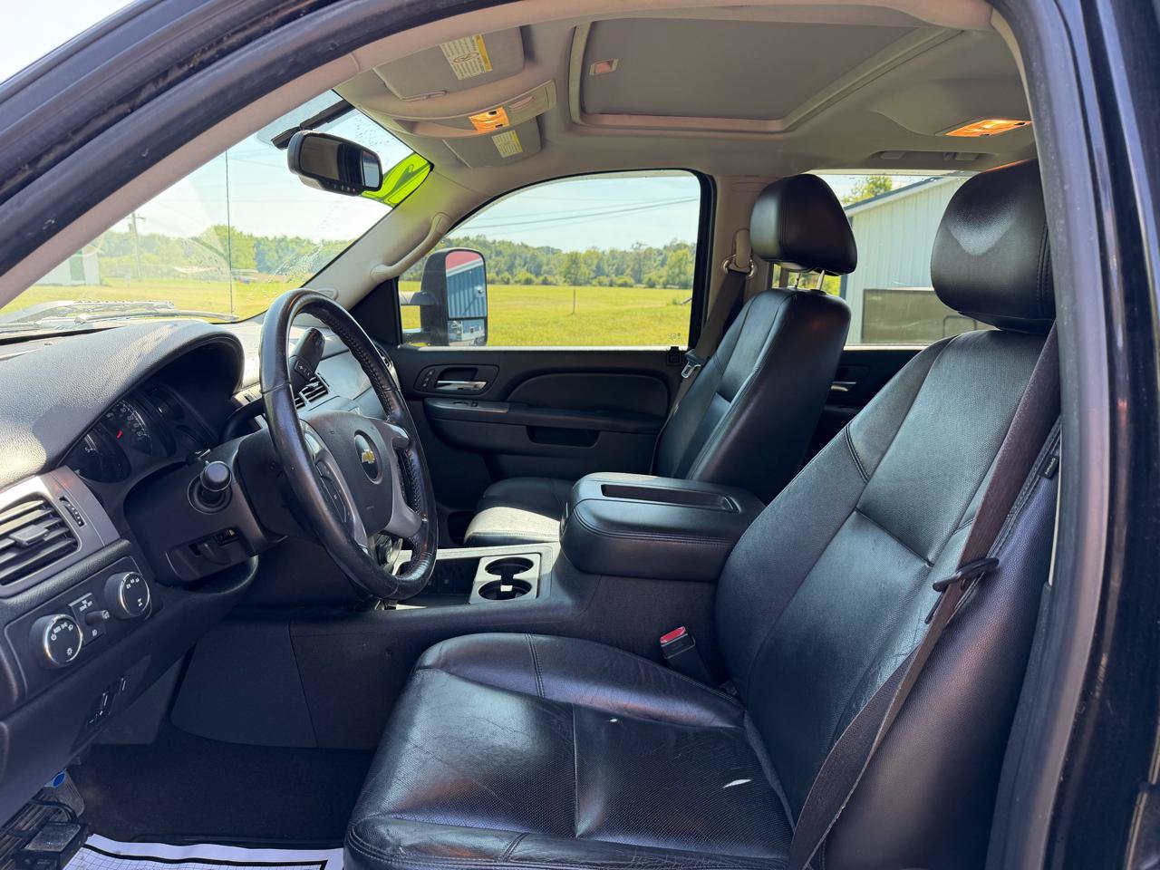 Used 2012 Chevrolet Silverado 2500 LTZ AWD/4WD image 10
