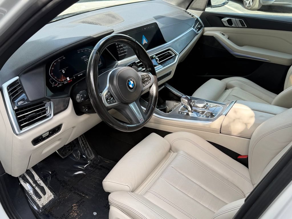 Used 2022 BMW X5 xDrive40i w/ M Sport Package AWD/4WD image 24