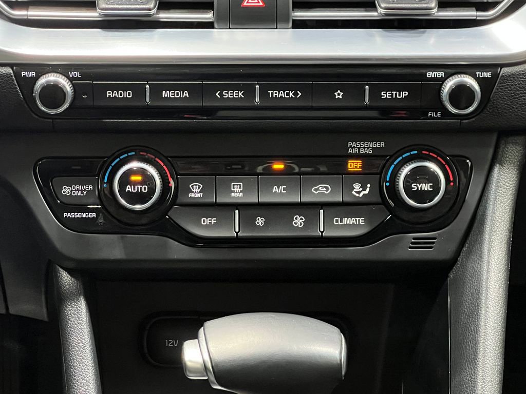 Used 2021 Kia Niro Touring image 24