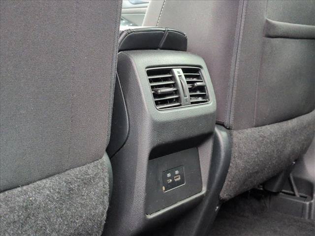 Used 2023 Nissan Rogue SV FWD image 16