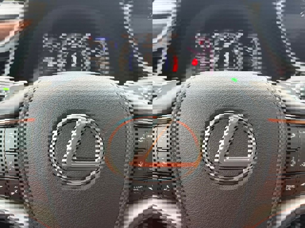 Used 2022 Lexus ES 350 w/ Premium Package image 28