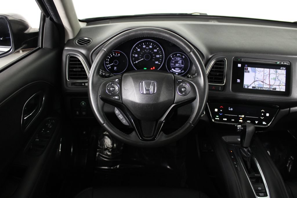 Used 2018 Honda HR-V EX-L image 7