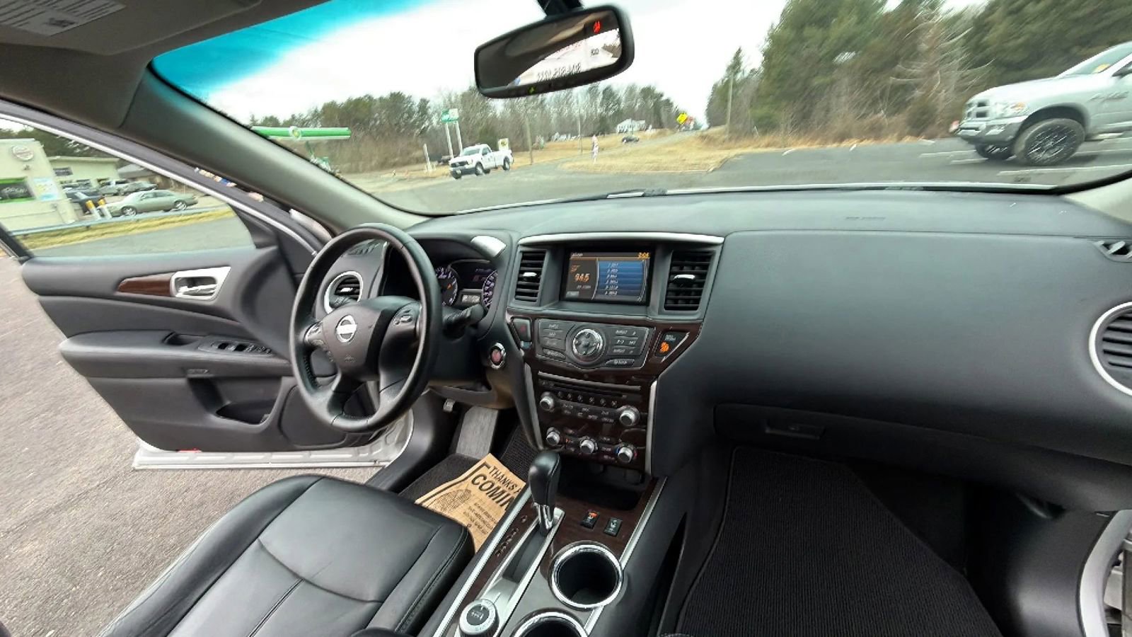 Used 2013 Nissan Pathfinder SL image 50