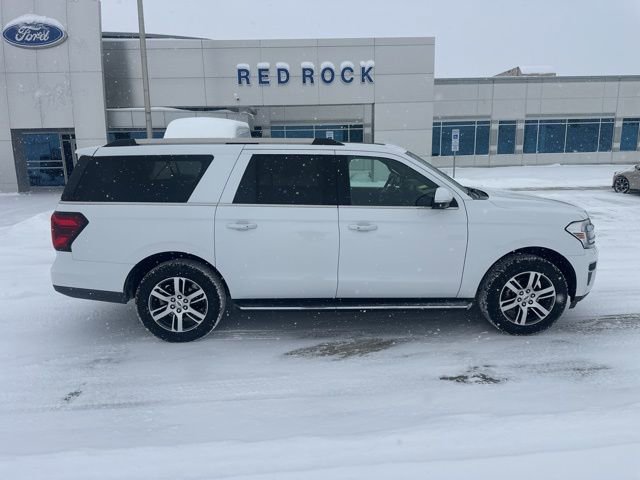 Used 2022 Ford Expedition Max Limited image 2