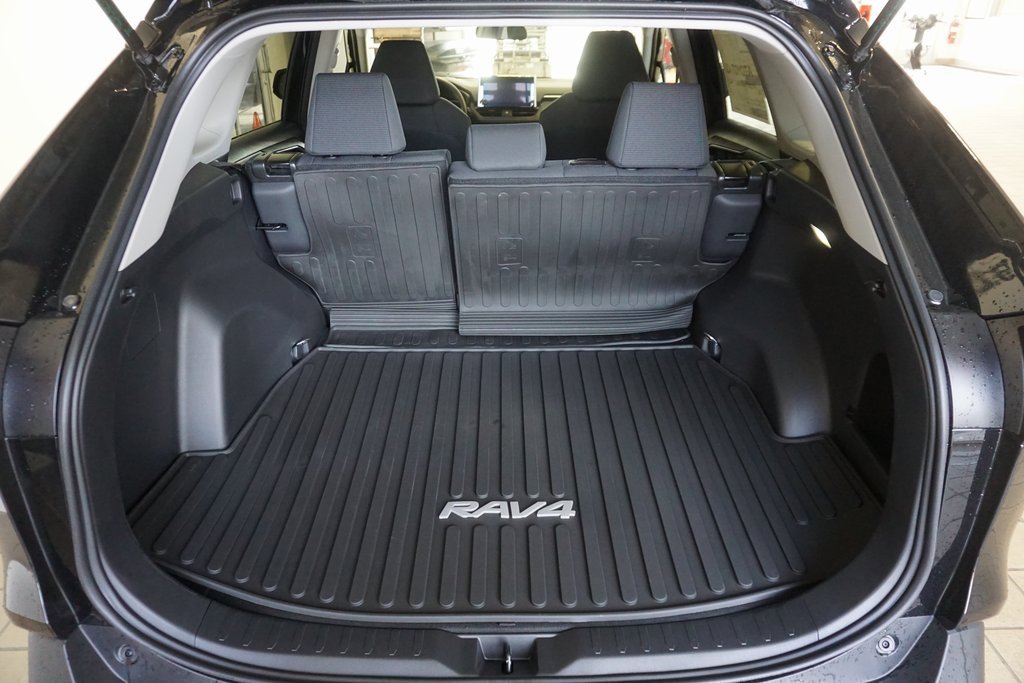 New 2025 Toyota RAV4 LE image 17