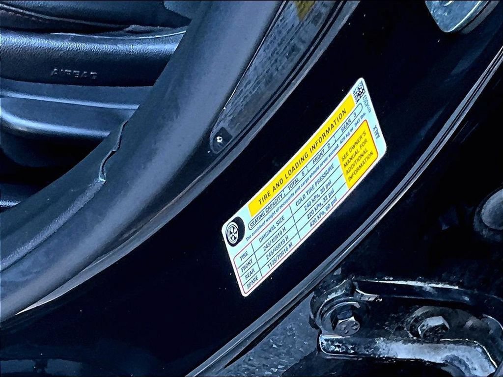 Used 2024 Chevrolet Trax RS FWD image 32