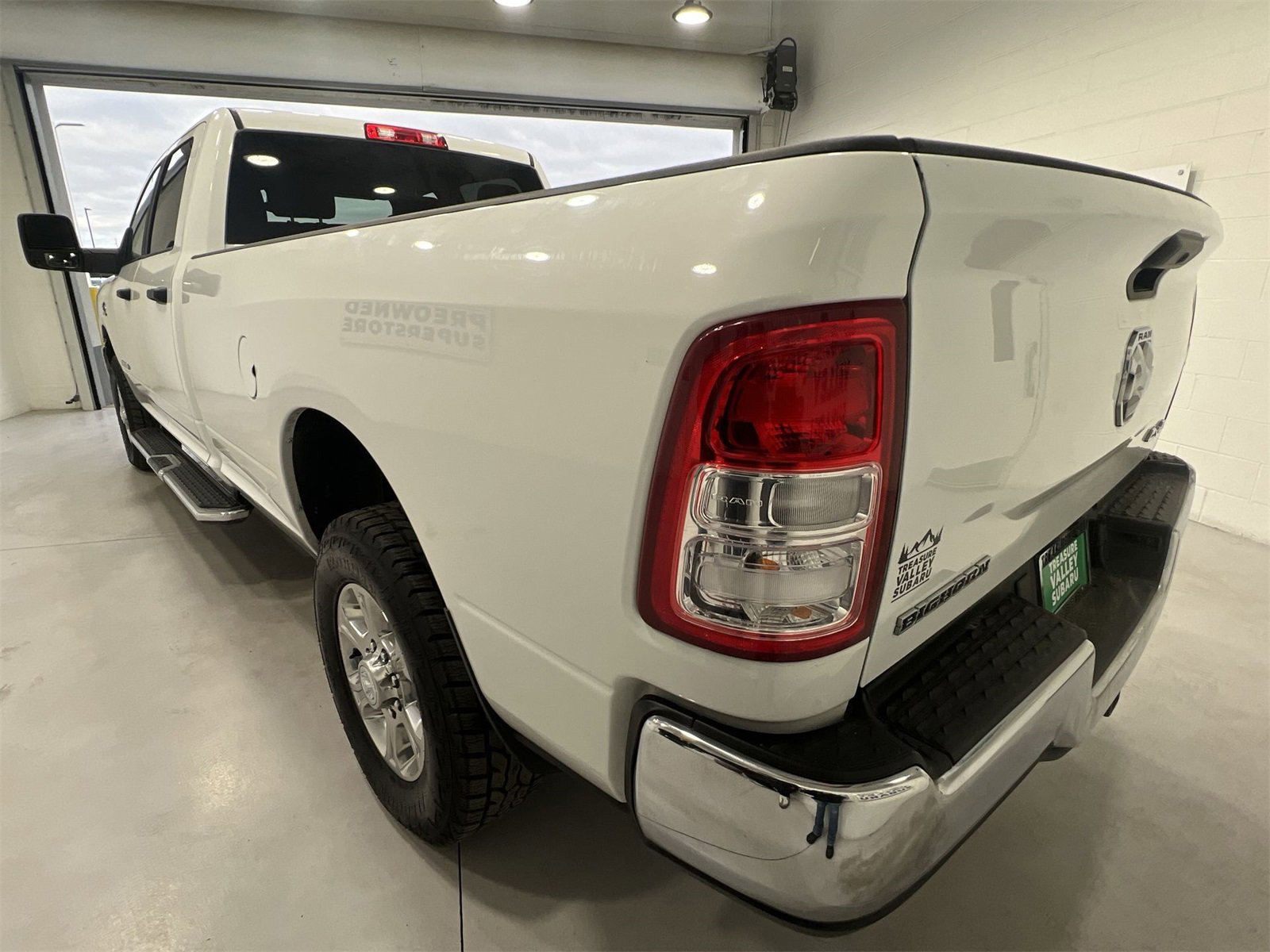 Used 2024 RAM 3500 Big Horn image 6