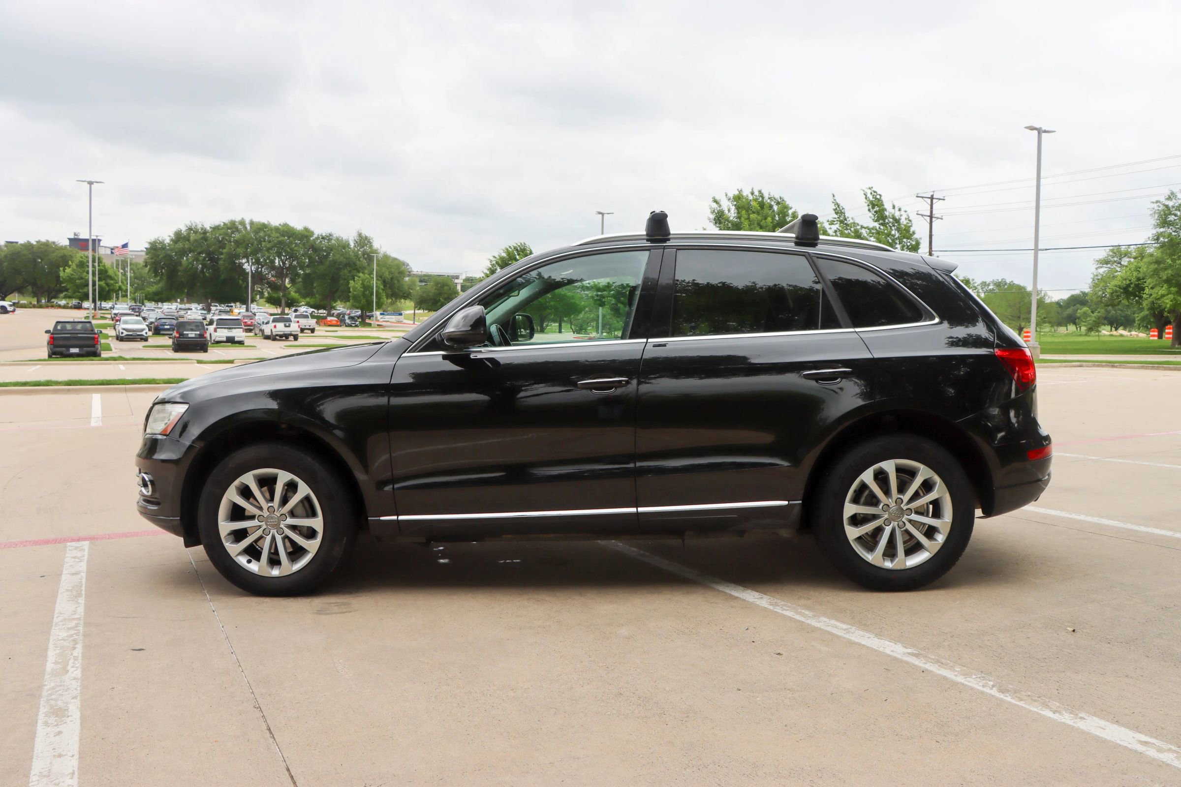 Used 2016 Audi Q5 2.0T Premium w/ Audi MMI Navigation Plus image 4