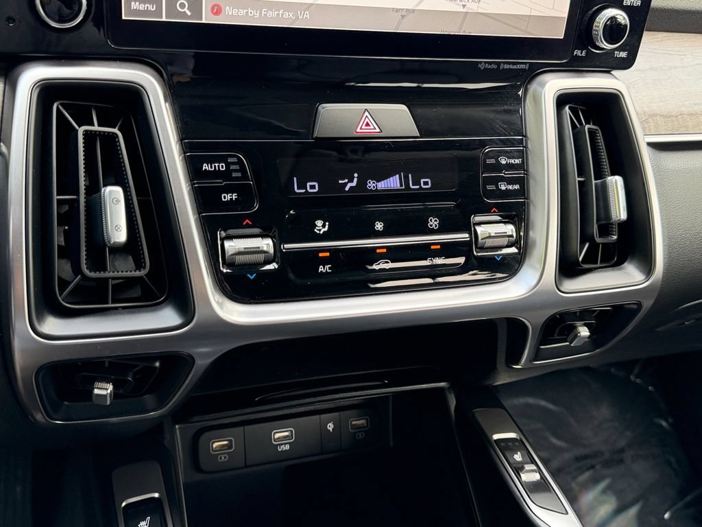 Certified 2023 Kia Sorento S w/ Panoramic Sunroof Package AWD/4WD image 24
