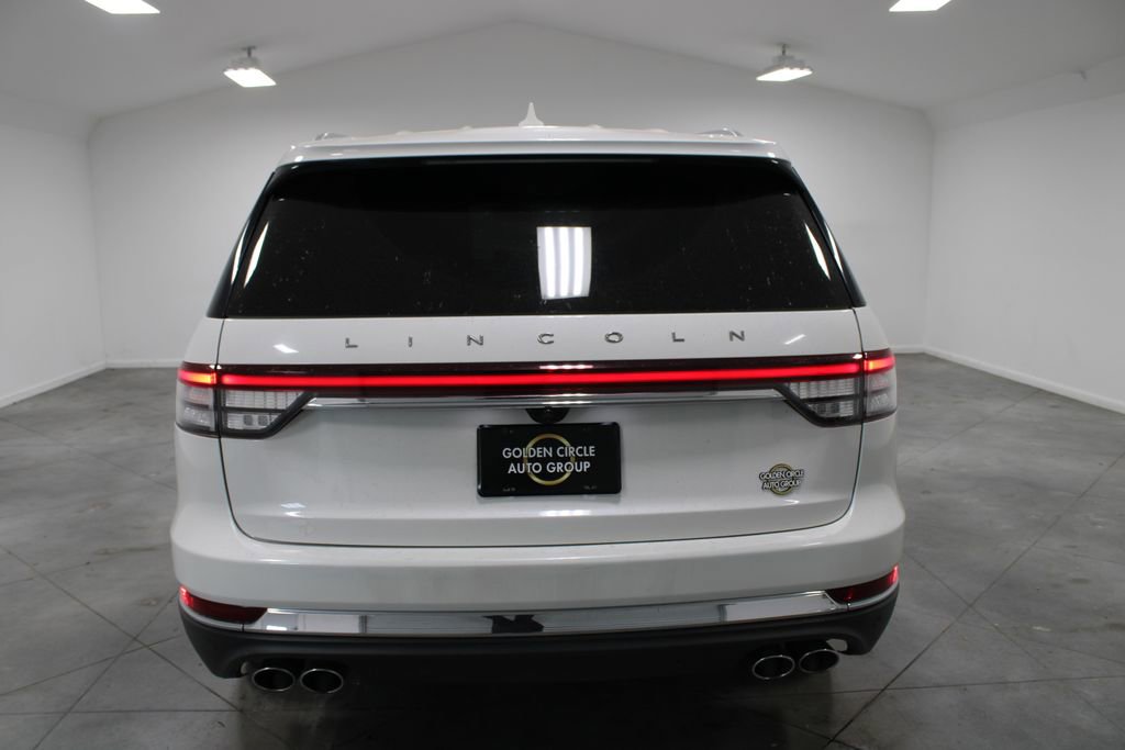 Used 2022 Lincoln Aviator Reserve w/ Equipment Group 201A AWD/4WD image 8