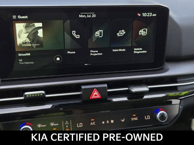 Certified 2026 Kia Sportage EX w/ EX Panorama Roof Package FWD image 24