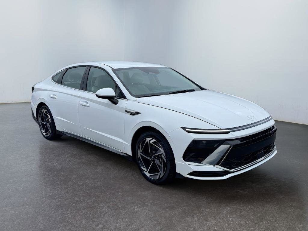 New 2026 Hyundai Sonata SEL image 3