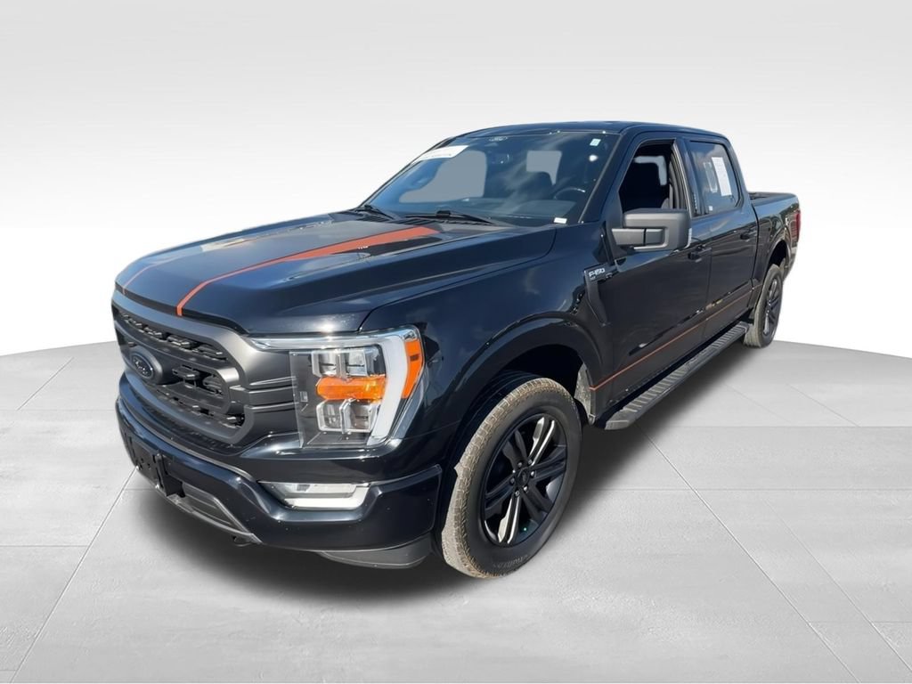 Used 2022 Ford F150 XLT w/ Equipment Group 302A High AWD/4WD image 4