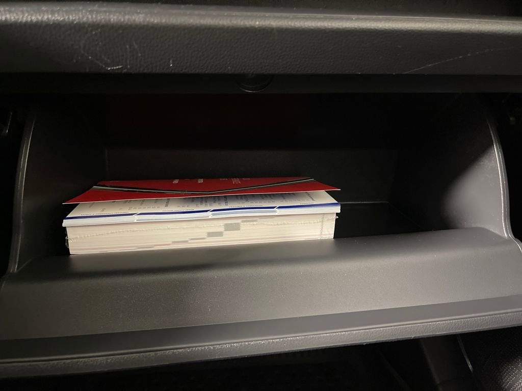 Used 2022 Toyota RAV4 XLE Premium image 25