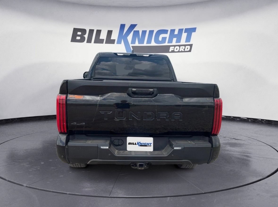 Used 2023 Toyota Tundra SR5 w/ SR5 Convenience Package AWD/4WD image 4