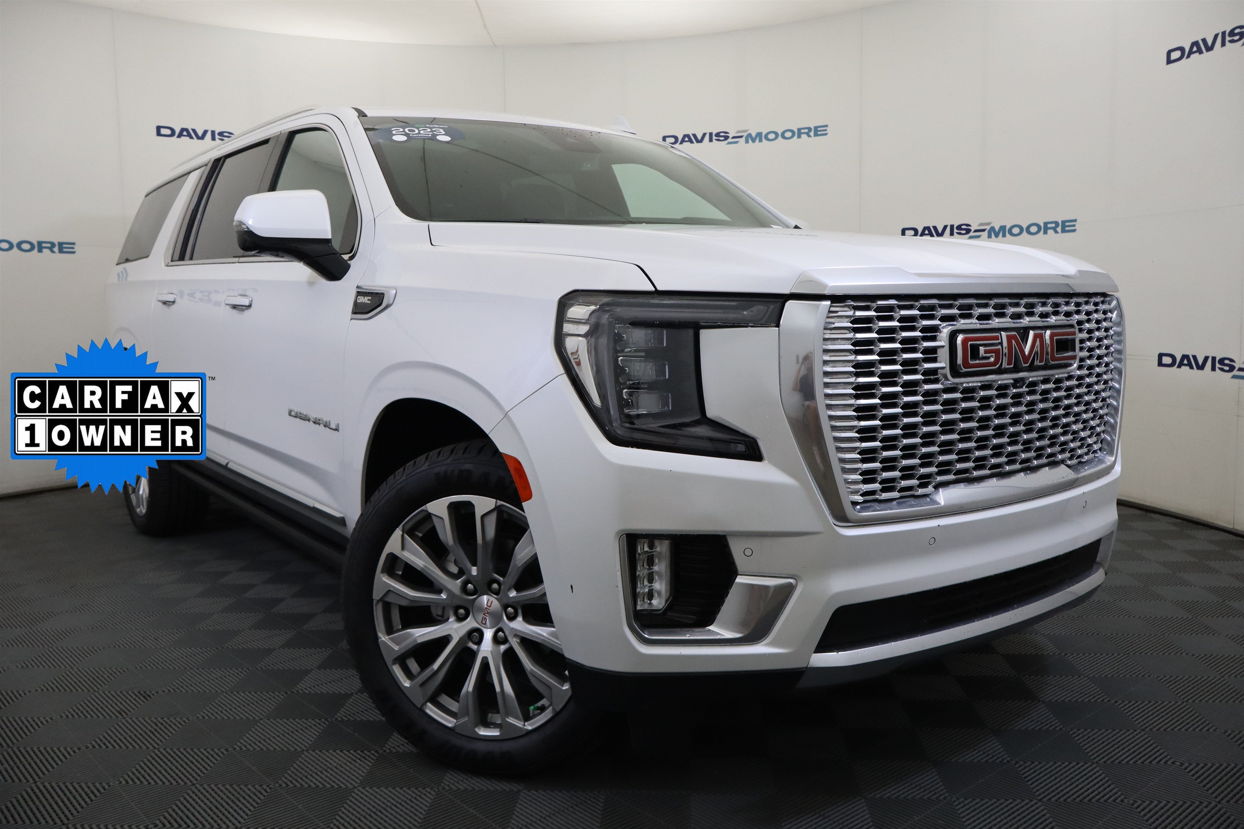 Certified 2023 GMC Yukon XL Denali AWD/4WD image 2