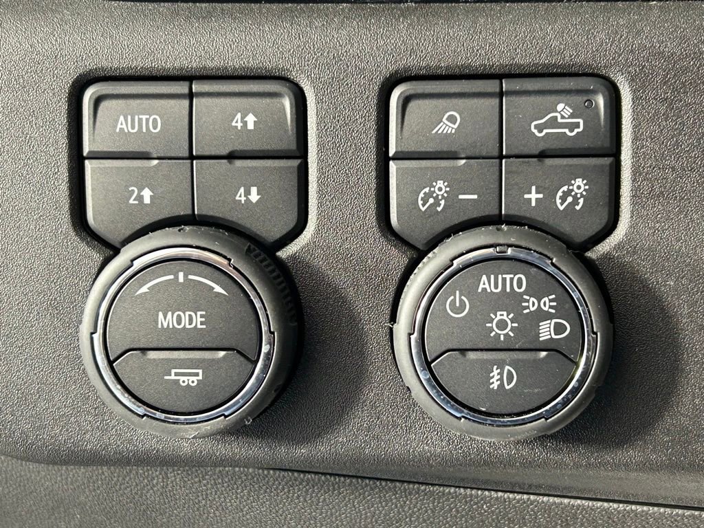 Used 2024 Chevrolet Silverado 2500 High Country w/ High Country Premium Package image 31