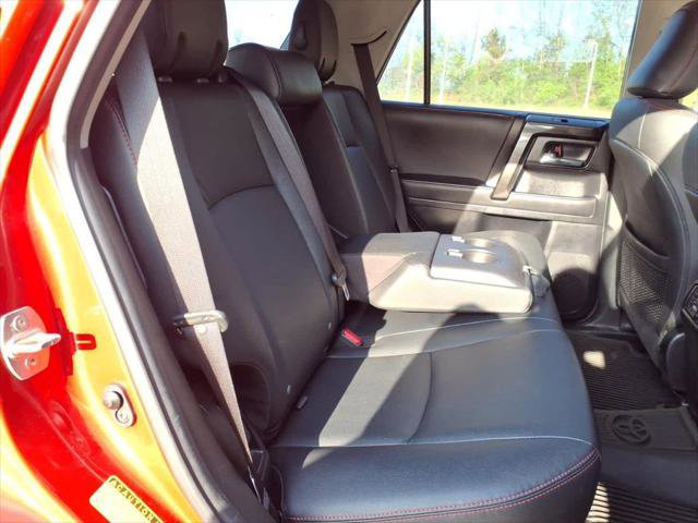 Used 2024 Toyota 4Runner TRD Off-Road Premium w/ Moonroof Package AWD/4WD image 9