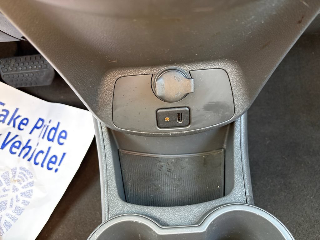 Used 2014 Chevrolet Spark LT FWD image 30