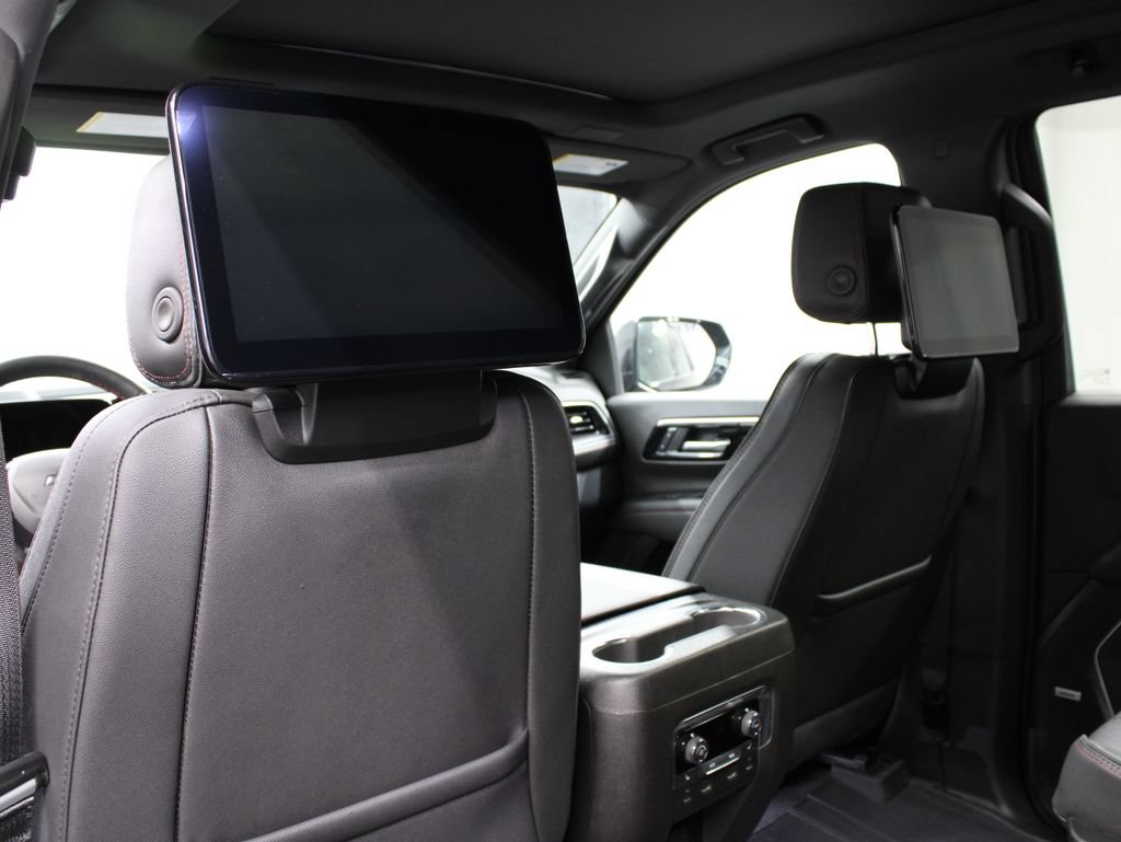 Used 2026 Chevrolet Tahoe RST w/ RST Capability Package AWD/4WD image 18