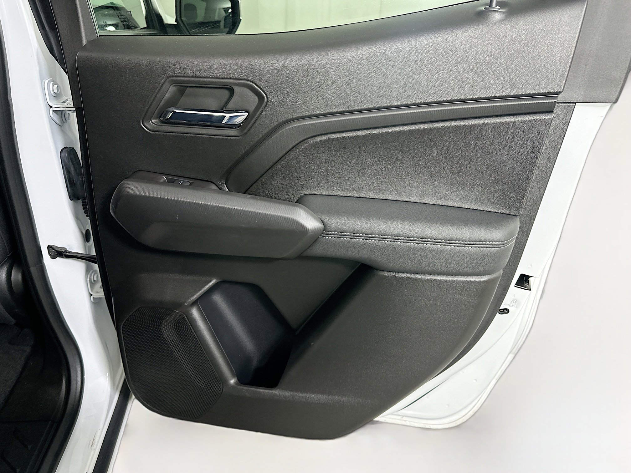 Used 2024 Chevrolet Colorado LT image 28